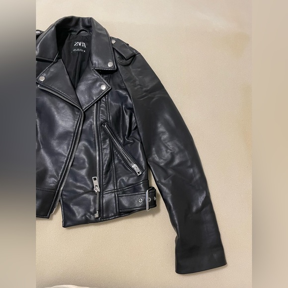 Zara Buckled Leather Jacket - Picture 2 of 11